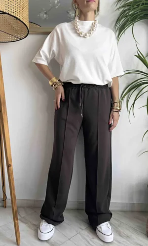 Astra παντελόνι φόρμας με λεπτομέρεια